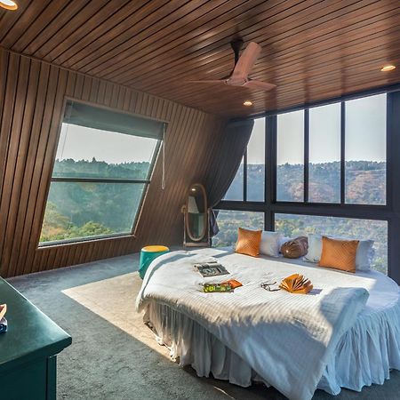 Saffronstays A Vantage, Panchgani - A Pyramid Shaped Unique Luxury Villa With Infinity Valley Views Εξωτερικό φωτογραφία