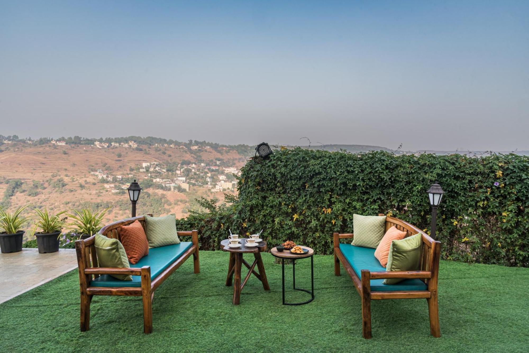 Saffronstays A Vantage, Panchgani - A Pyramid Shaped Unique Luxury Villa With Infinity Valley Views Εξωτερικό φωτογραφία